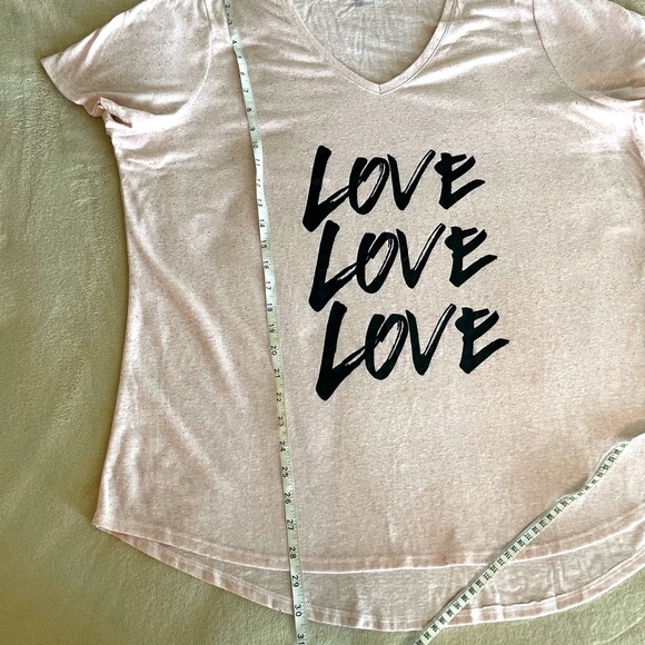Lane Bryant “Love” Sparkle Graphic T-Shirt - Size 18/20 - Picture 10 of 12